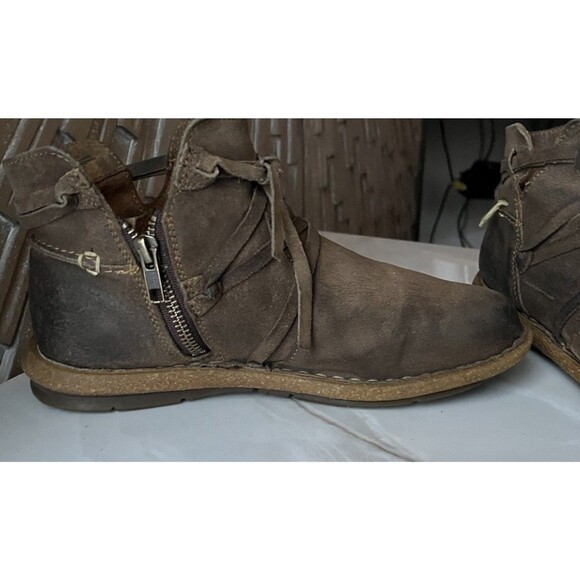 Born Tarkiln Ankle Boots Flat Suede Leather Brown Women Sz 8 M Distressed F59122 - Picture 9 of 15